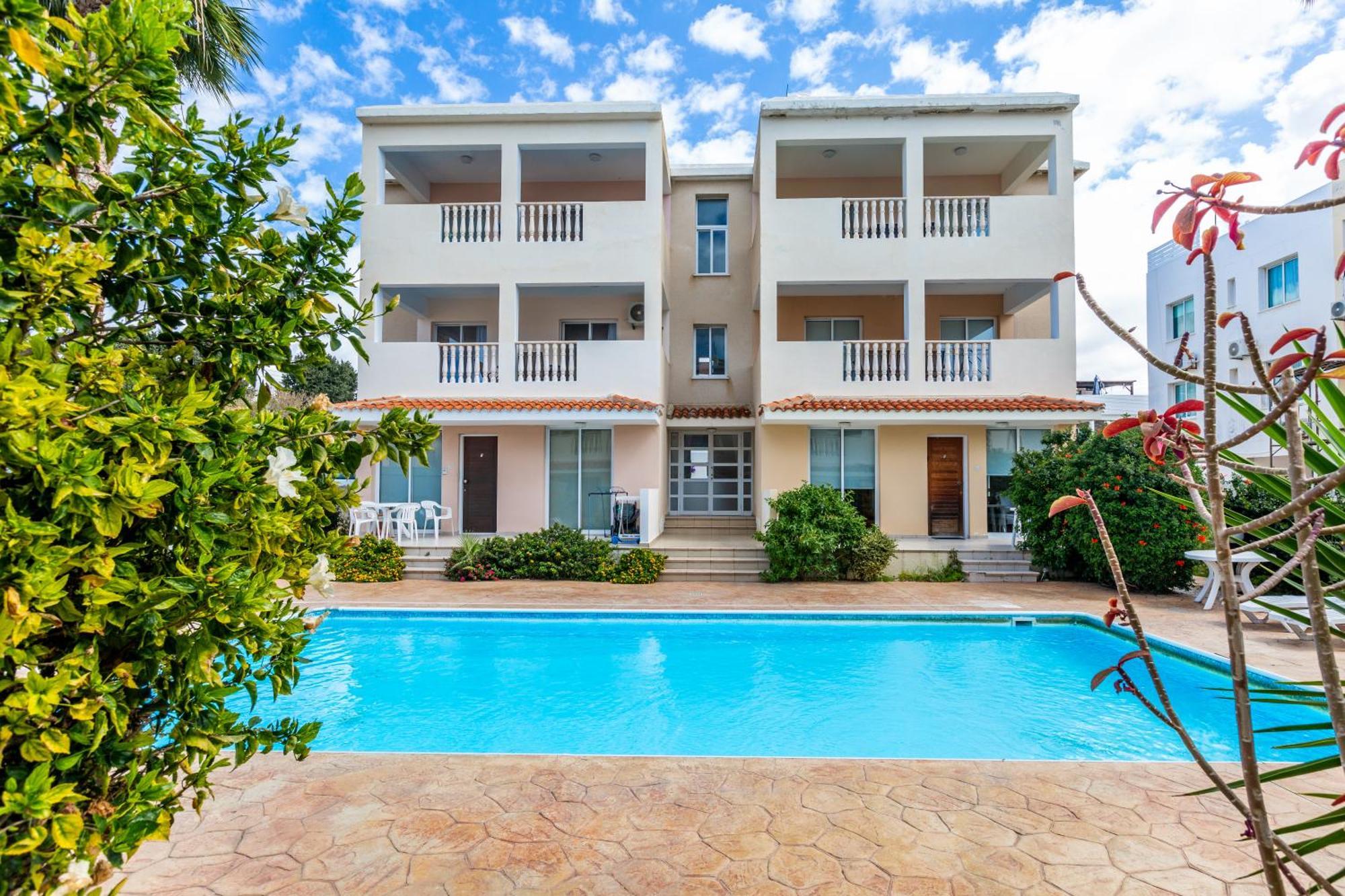 Beautiful 2 Bed Apartment In Paphos Cyprus Luaran gambar