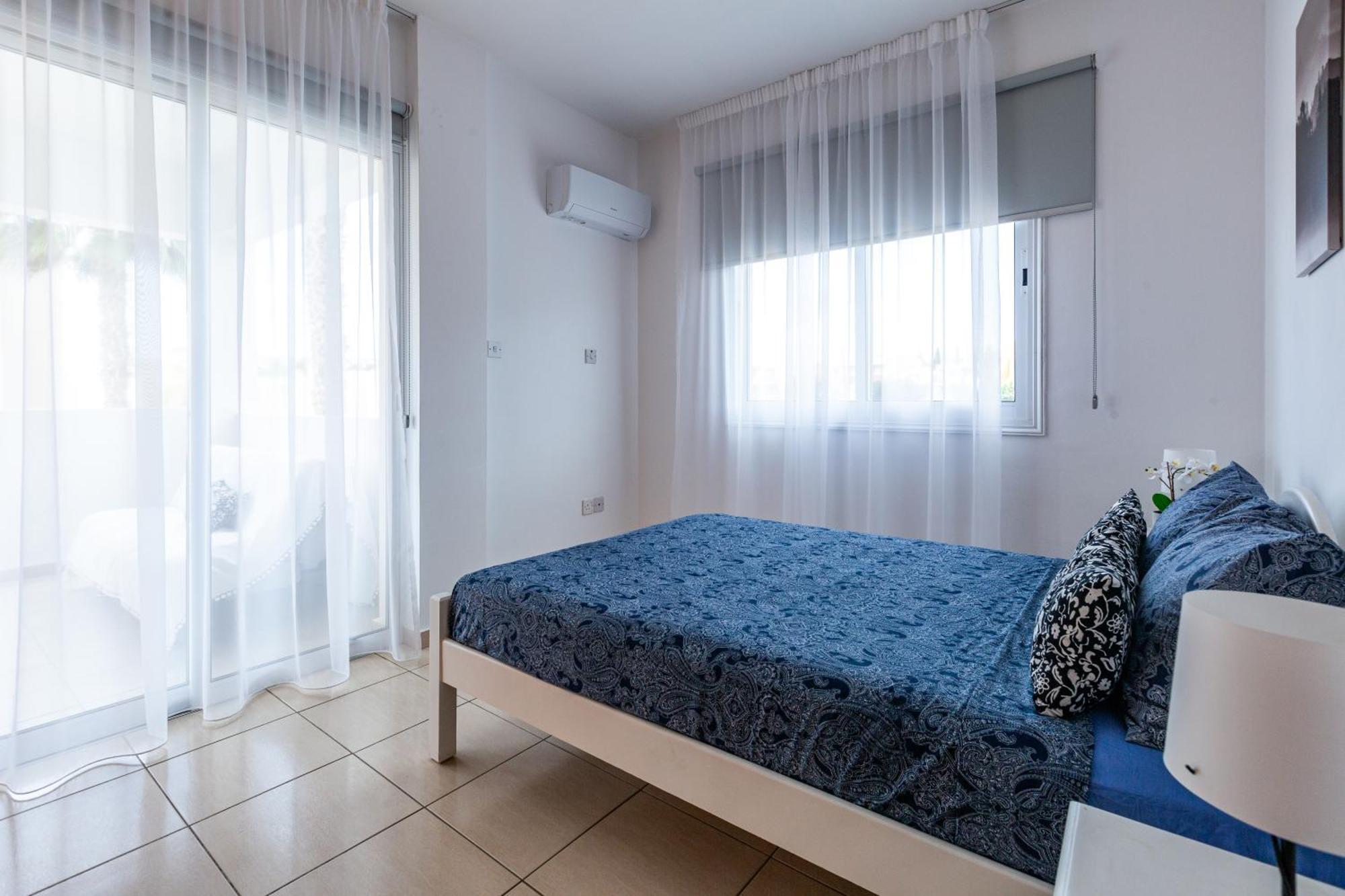 Beautiful 2 Bed Apartment In Paphos Cyprus Luaran gambar