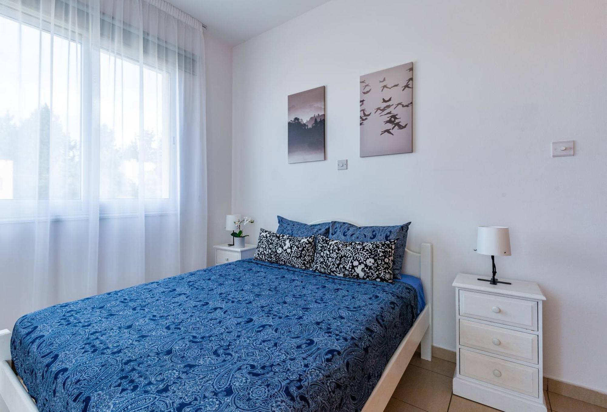 Beautiful 2 Bed Apartment In Paphos Cyprus Luaran gambar