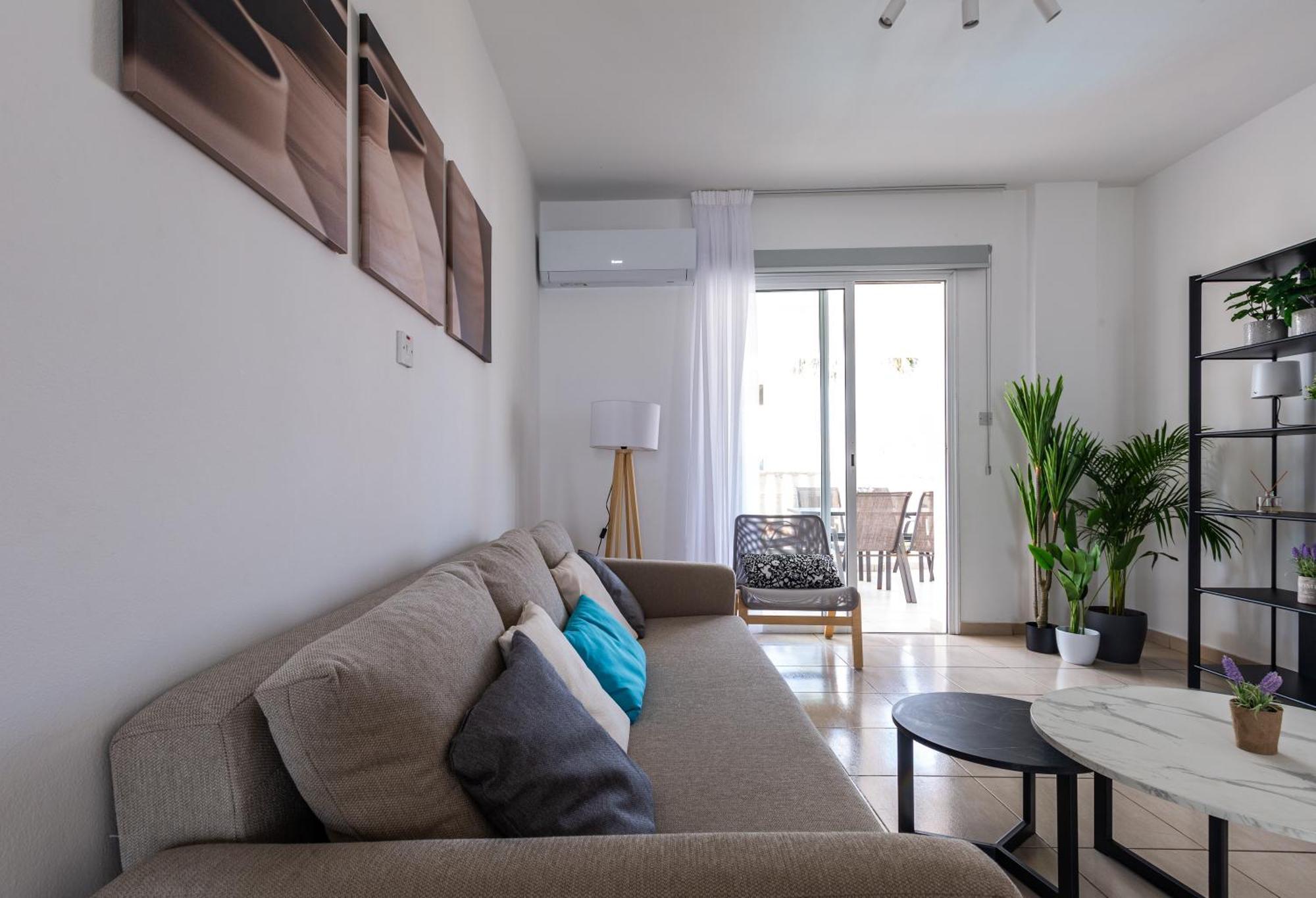Beautiful 2 Bed Apartment In Paphos Cyprus Luaran gambar