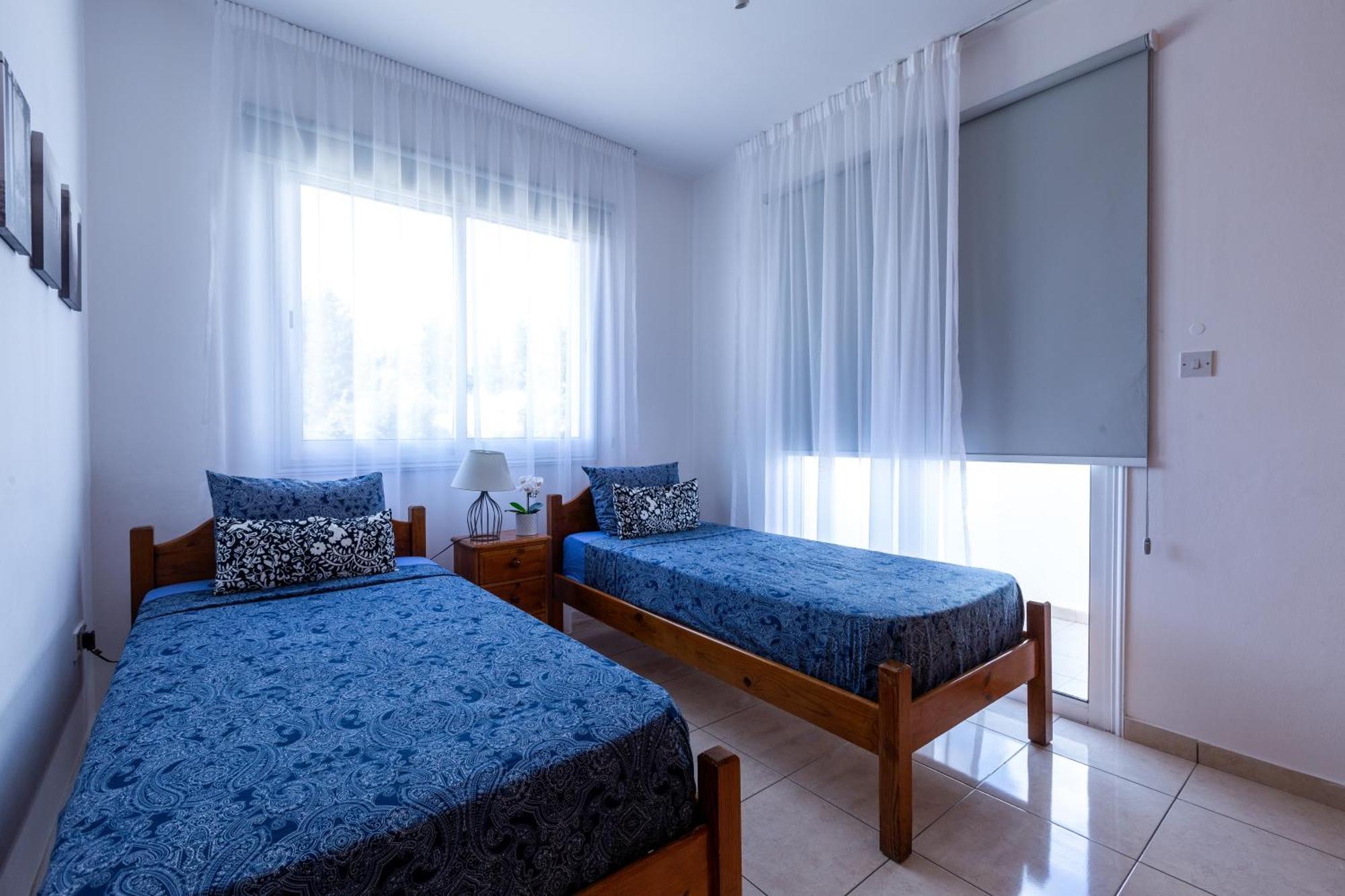 Beautiful 2 Bed Apartment In Paphos Cyprus Luaran gambar