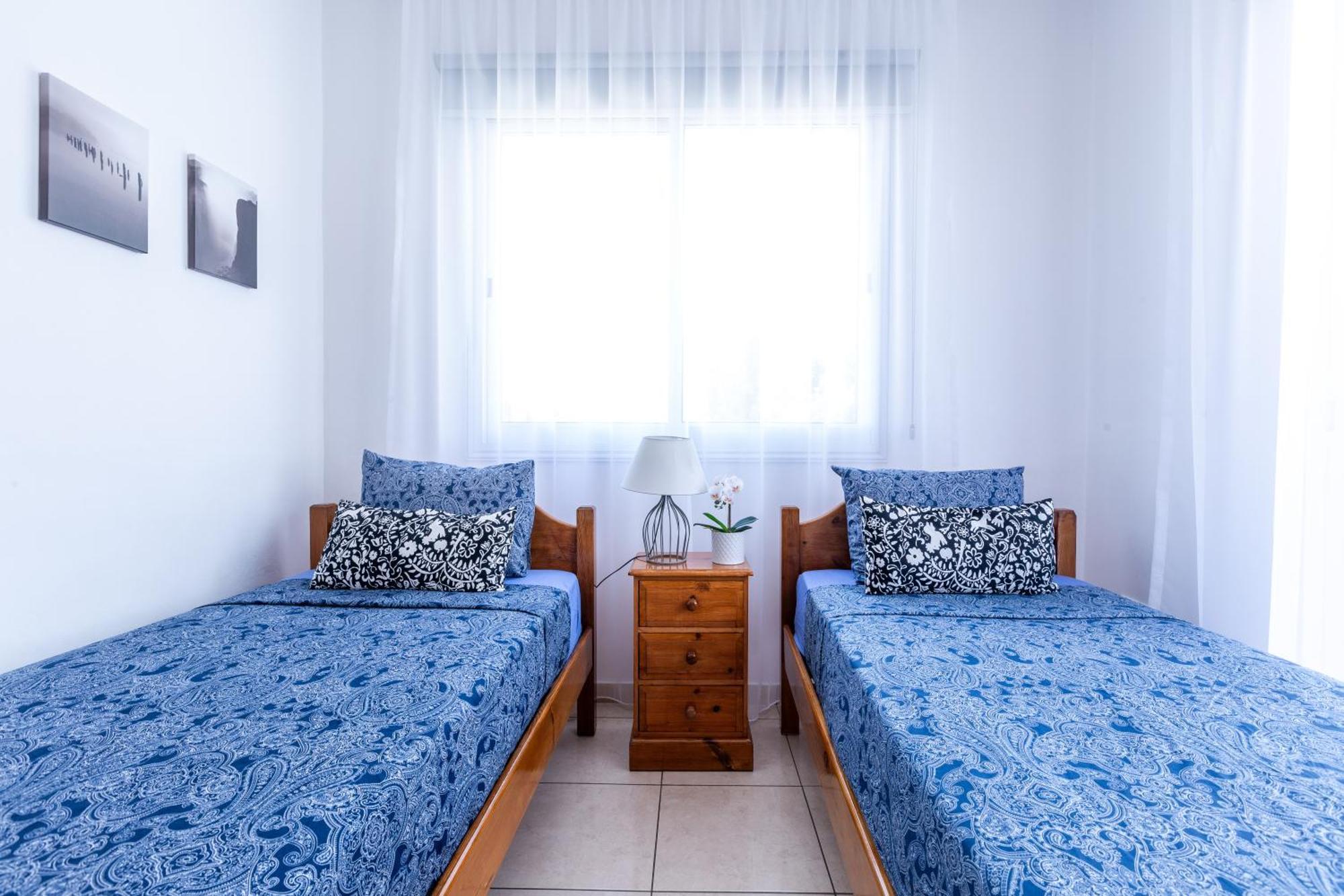 Beautiful 2 Bed Apartment In Paphos Cyprus Luaran gambar